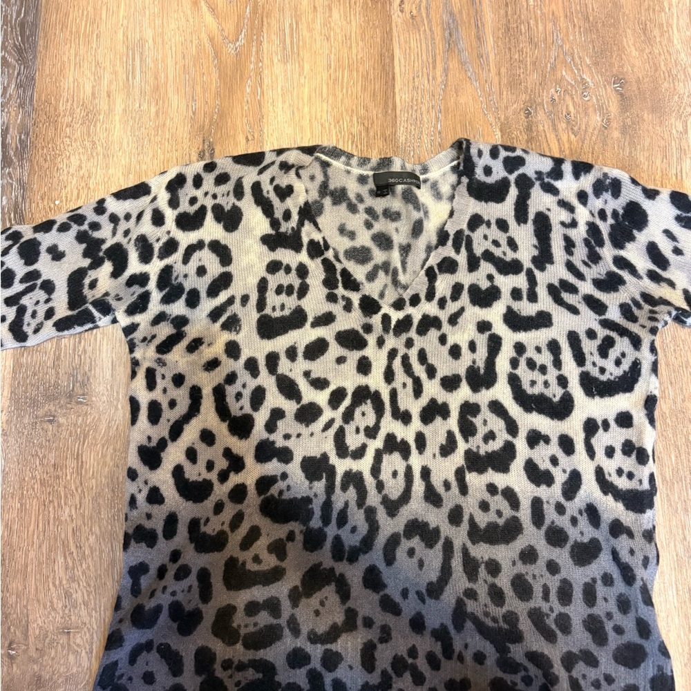360 Cashmere Leopard Print V-Neck Sweater in Black and Cream
